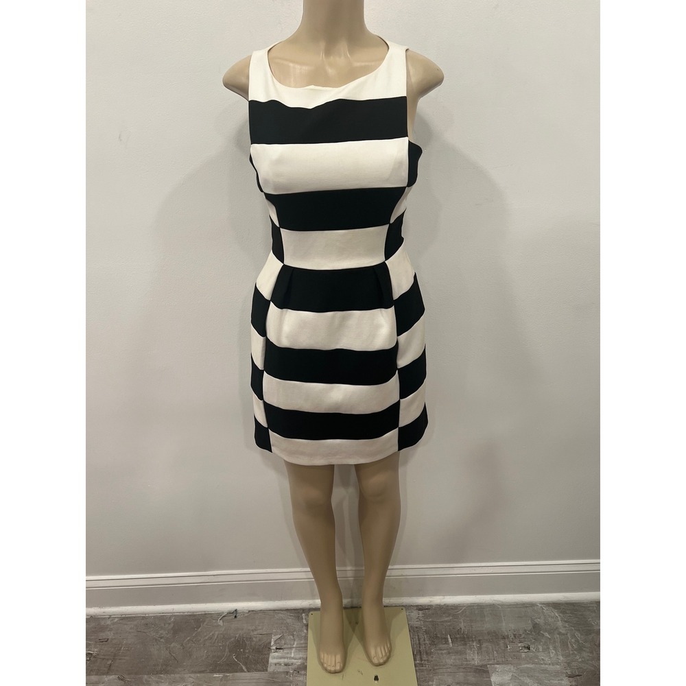 bebe Women's Dress Black White Striped Colorblock Sleeveless Bodycon Size XS